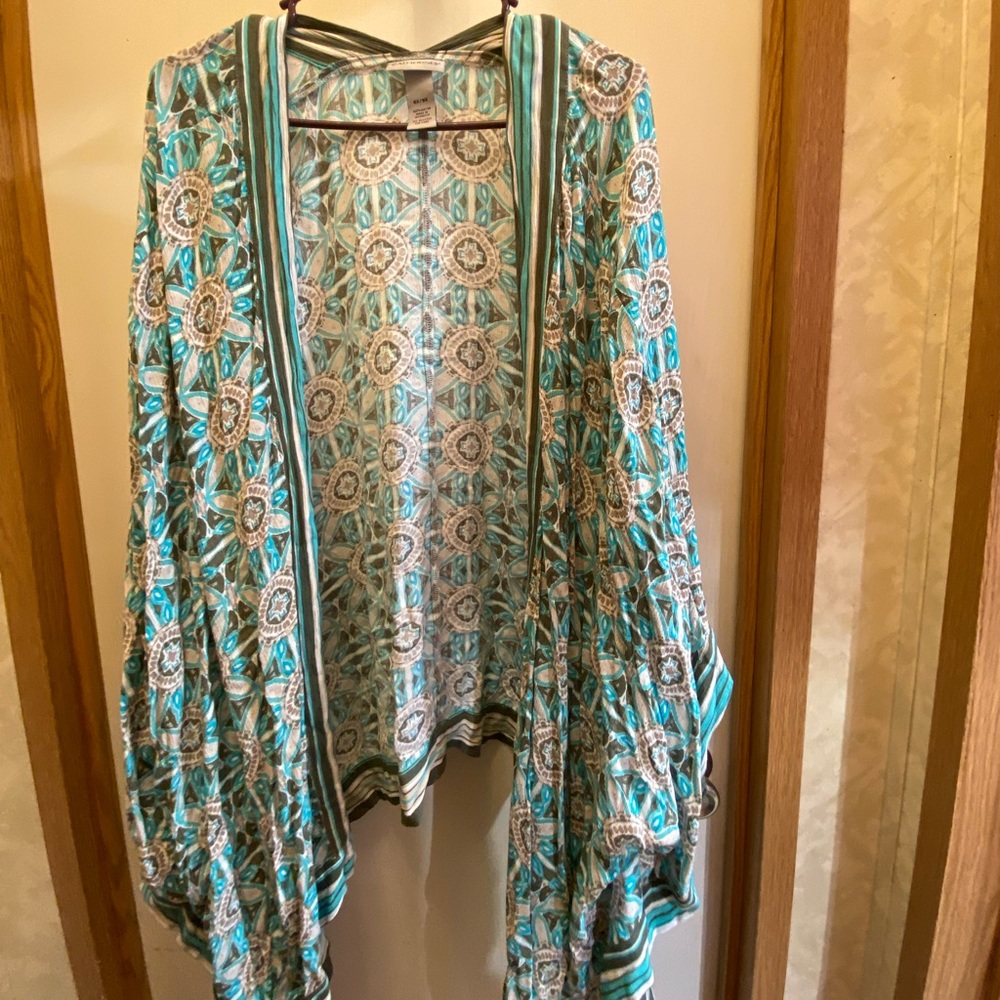 Catherine’s cotton long sleeve shrug